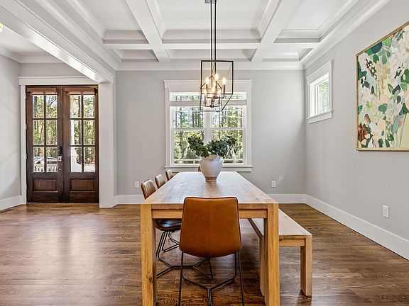 3rd image of 3426 Dixon Rd