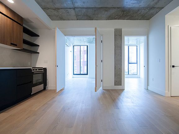2nd image of 150 Manhattan Ave #3G
