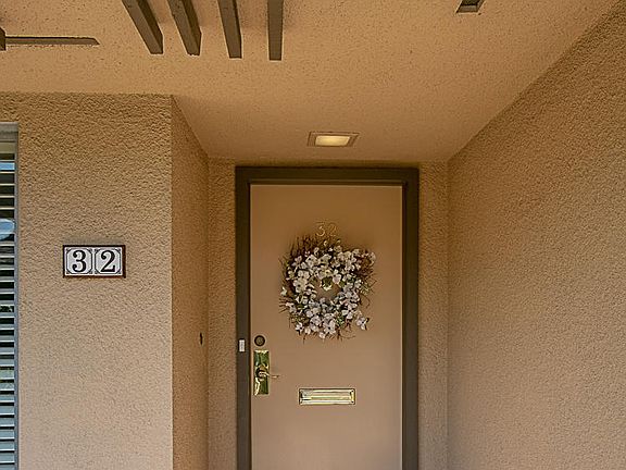 3rd image of 1225 N Granada Ave APT 32