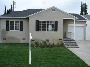 17718 Rhoda St, Encino, CA 91316