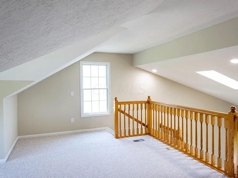 7492 Fairfield Lakes Dr — Photo 29