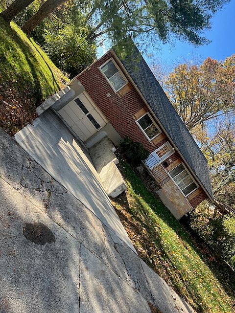 1st image of 21 Imbler Dr