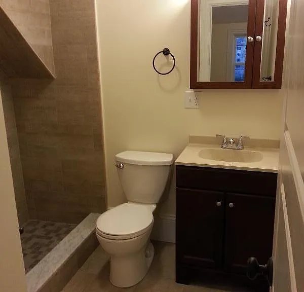 84 Linden St #2A — Photo 6