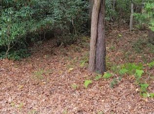 1410 Silver Maple Rd, Effort, PA 18330