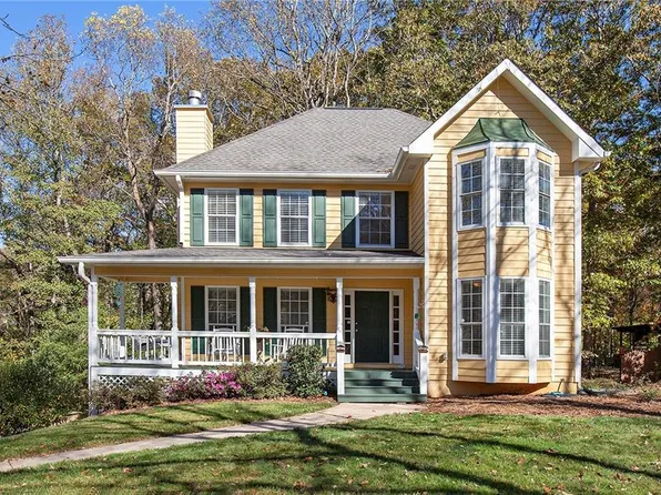 2455 Woodland Hills Dr, Cumming, GA 30040