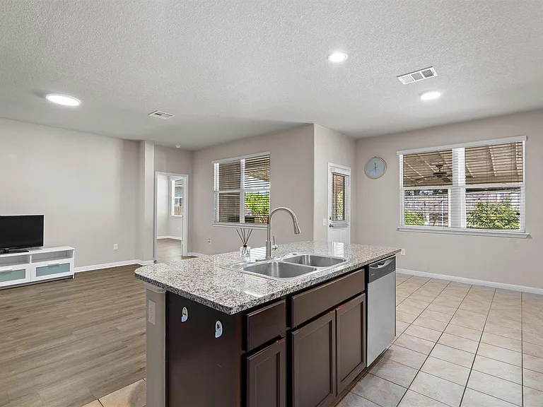 13809 Harrisglenn Dr — Photo 9