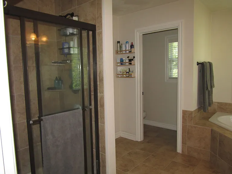 2084 Kittridge Dr — Photo 31