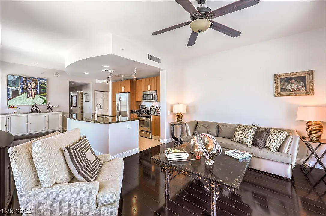 2 bed, 2.0 bath, 1563 sqft, $2,850 — Photo 4