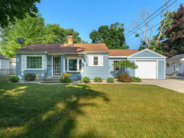 1613 Sunnyside Dr, Kalamazoo, MI 49048