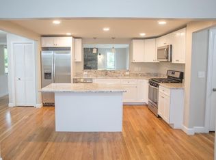 68 Robinwood Rd, Dedham, MA 02026