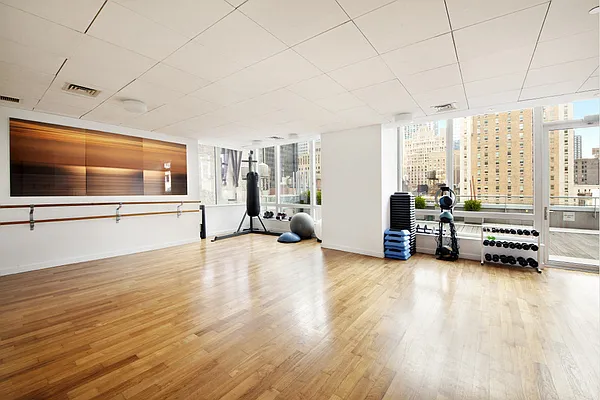 Rented by Stribling | media 32
