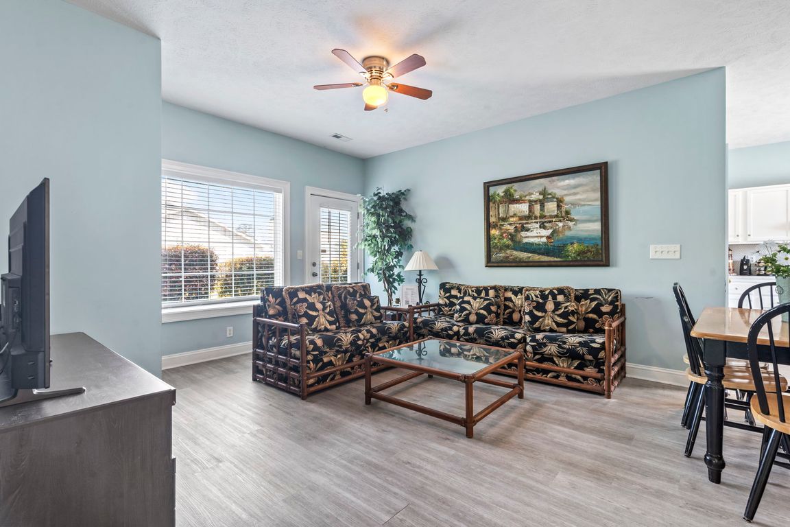 next background image