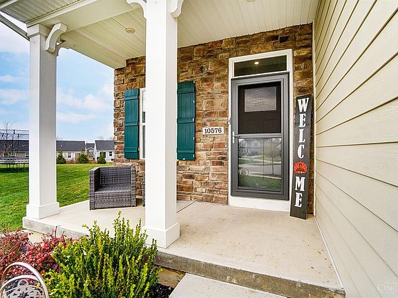4th image of 10576 Atterbury Dr