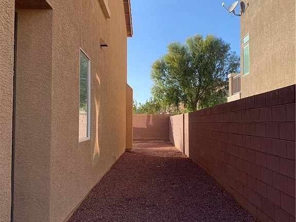 3rd image of 7155 Steele Canyon St