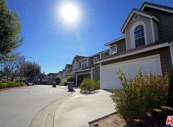2nd image of 15836 Deer Trail Dr