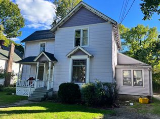 731 Village St APT 1, Kalamazoo, MI