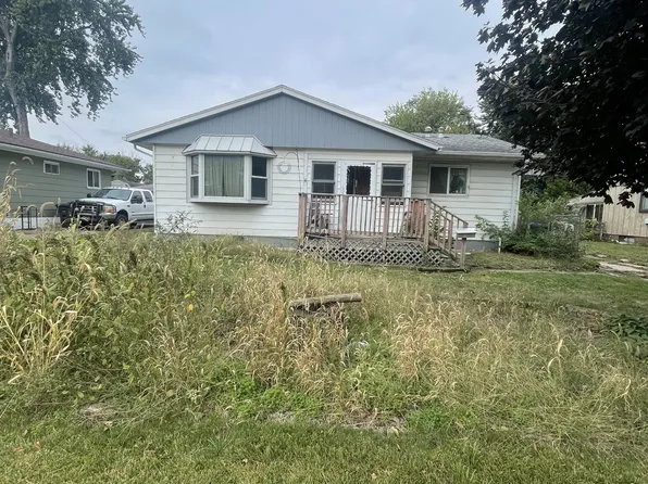 908 Jerlynn Ave, Des Moines, IA 50313