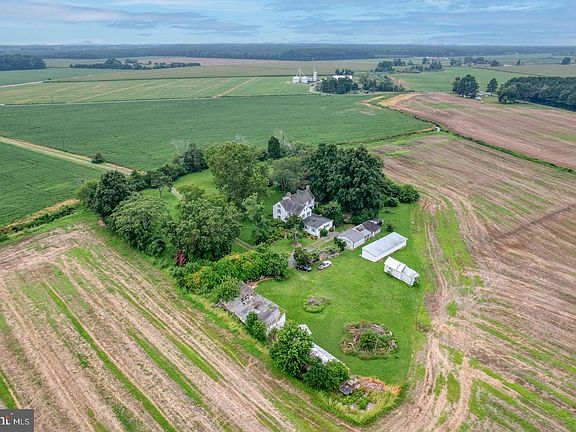 5th image of 2238 Pig Neck Rd