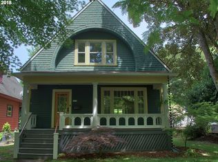 3033 NE Davis St, Portland, OR 97232