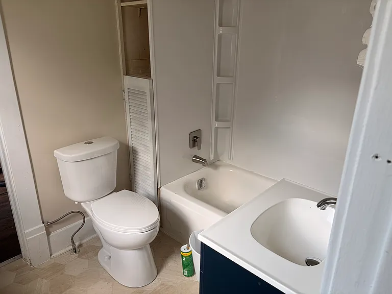 515 W Woodland Ave — Photo 6