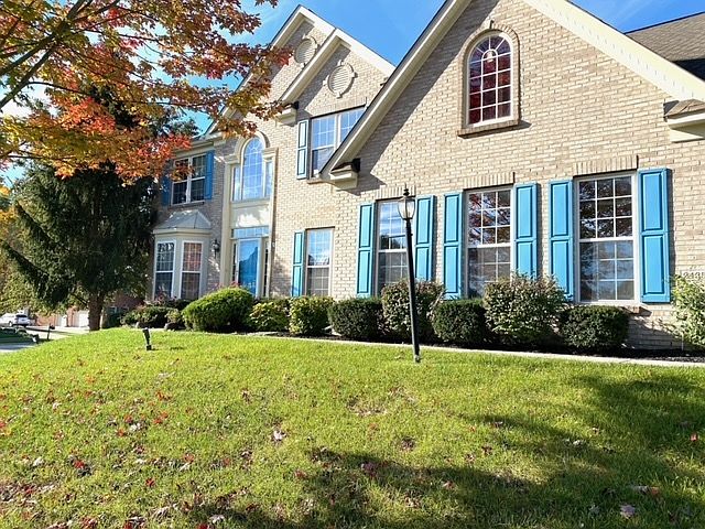 1st image of 2435 Forest Oaks Dr