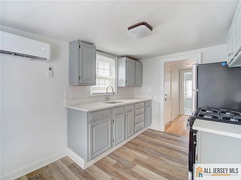71 N Main St #2 — Photo 7