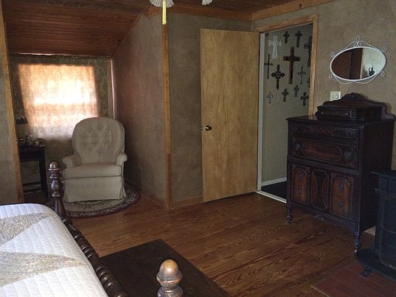 5th image of 6001 Hunter Ln