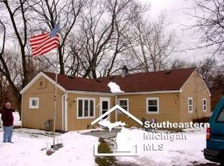12052 Western Dr, La Salle, MI 48145