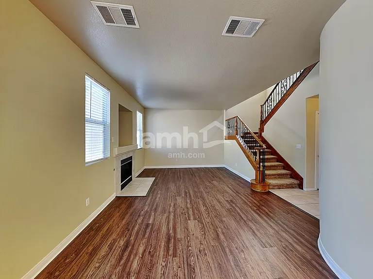 924 Country Skies Ave — Photo 6