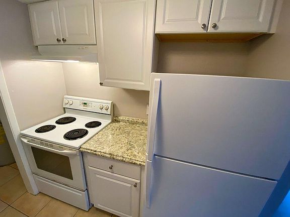 4th image of 617 Lyndhurst St #617