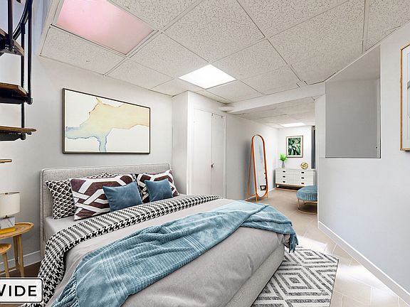3rd image of 174 Thompson St #Au2rn