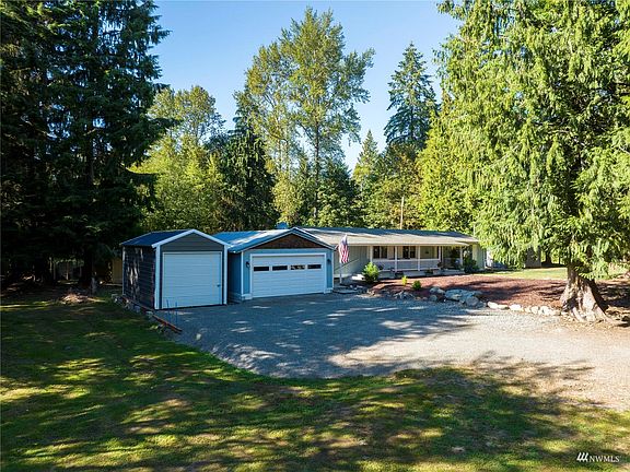 5th image of 12525 273rd Ave NE