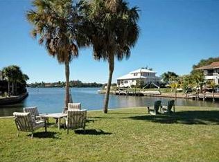 1715 Baywood Dr, Sarasota, FL 34231