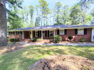 2368 Valley Dr, Snellville, GA 30078