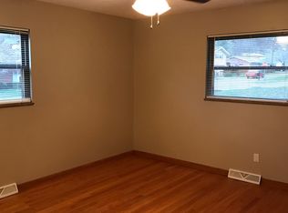 104 Brookhaven Dr, Nitro, WV 25143