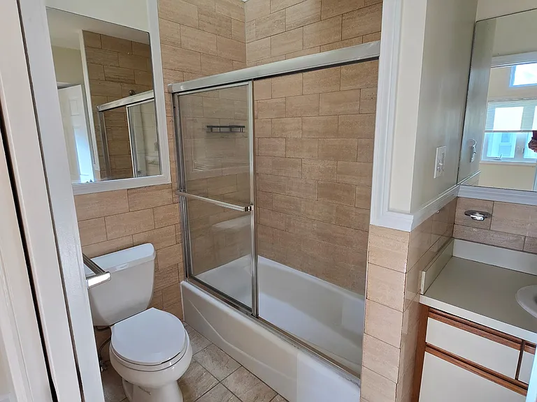 8 Rollins Ct — Photo 20