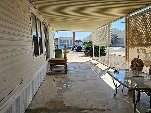 4th image of 1905 Johnson St