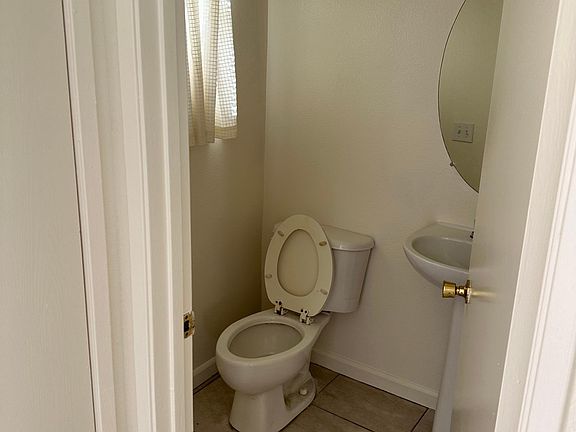 3rd image of 3627 Hepburn Cir