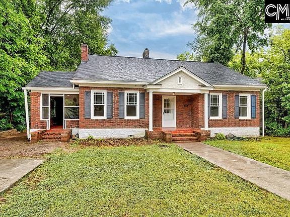 2nd image of 209 W Moultrie St