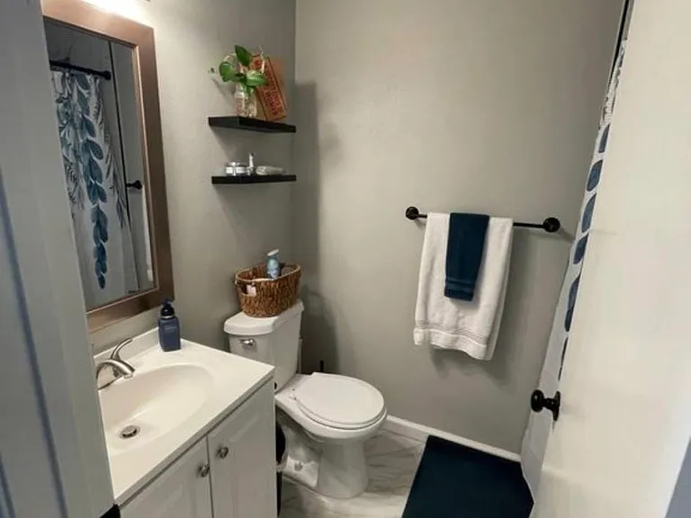 3289 E Paul Ave — Photo 23