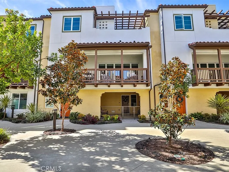 3318 Doheny Way — Photo 31