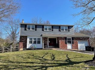 203 Crump Rd, Exton, PA 19341