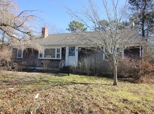 4 Thach Ln, Barnstable, MA 02630
