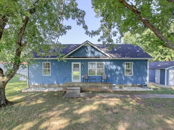 225 Alabama Ave, Oak Grove, KY 42262