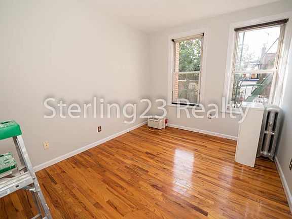 4th image of 37-08 Astoria Blvd S #2R