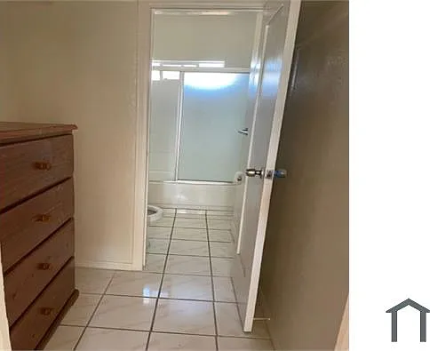 Studio, 750 sqft, $2,130 — Photo 3