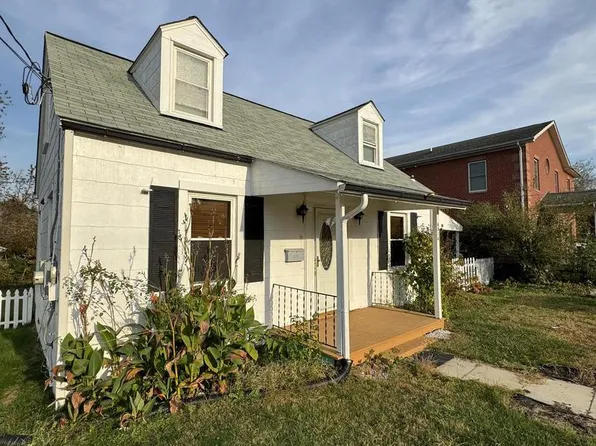4514 Allies Rd, Suitland, MD 20746