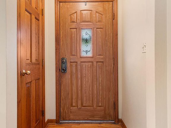 5th image of 7708 Hazel Dr