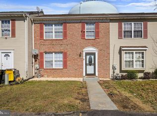8 Treelane Dr, Bear, DE 19701