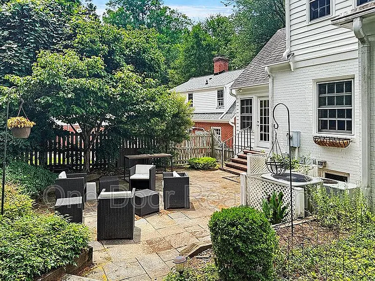 209 Indian Springs Rd — Photo 29